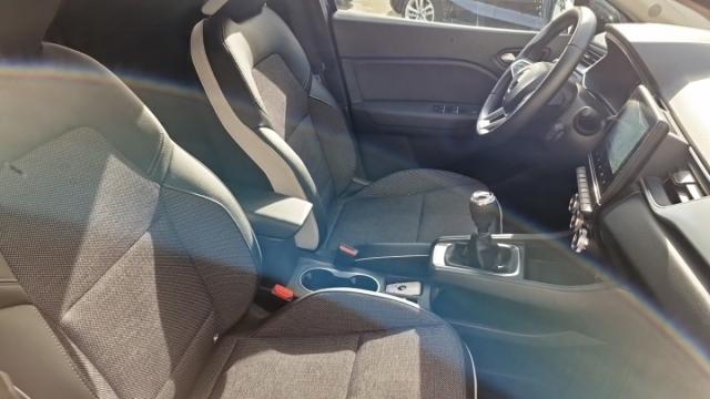 Renault Captur image 3