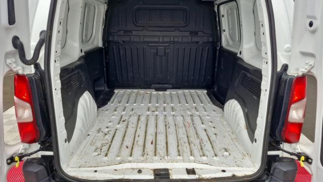 Peugeot Partner image 1