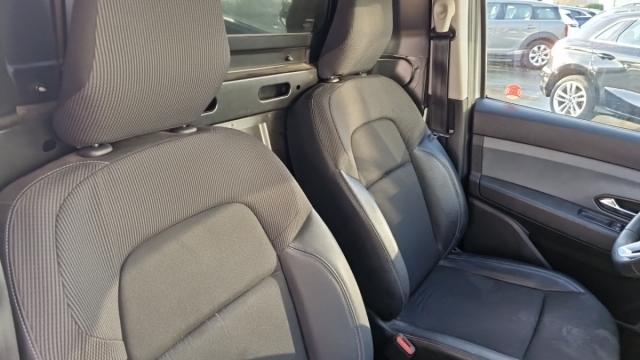 Renault Express Van image 9