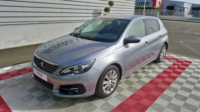 Peugeot 308 image 2