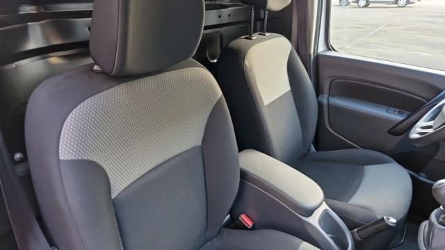 Renault Kangoo Express image 9