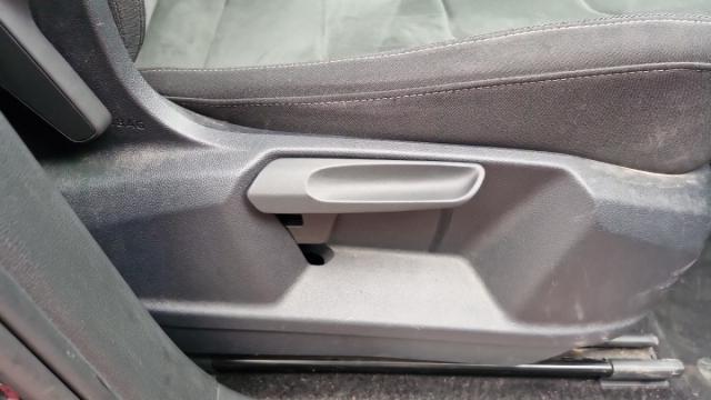 Volkswagen Tiguan image 8