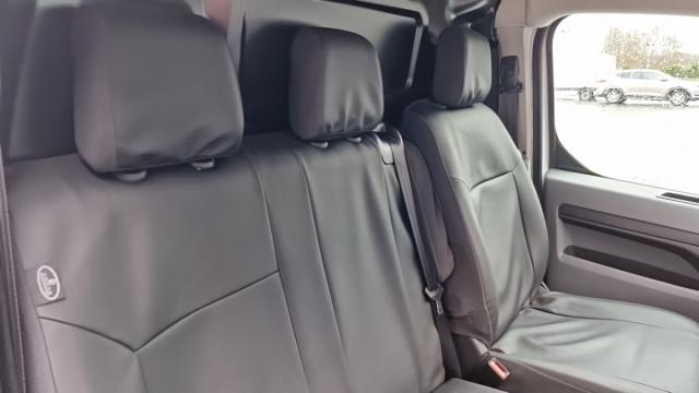 Citroen Jumpy image 2