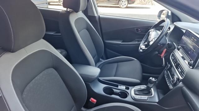 Hyundai Kona image 2