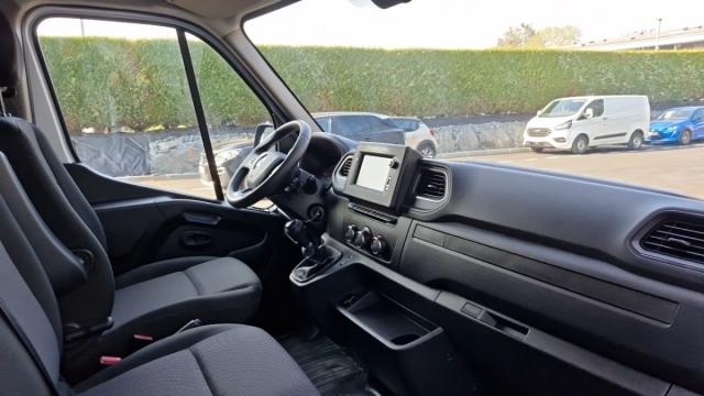 Renault Master image 4