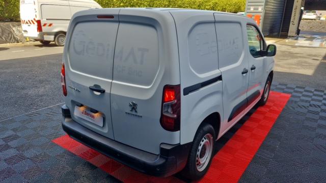Peugeot Partner image 2