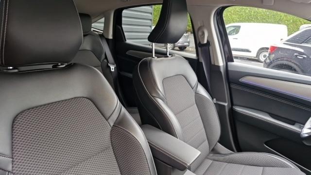 Renault Arkana image 8