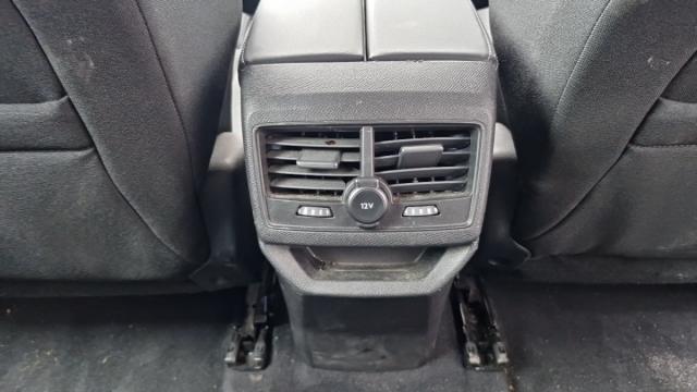 Peugeot 3008 image 1