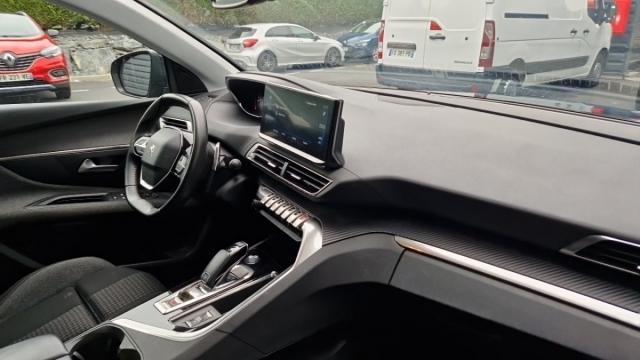 Peugeot 3008 image 8