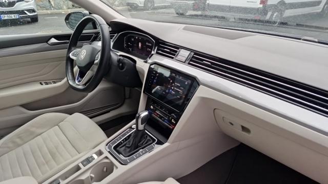 Volkswagen Passat Sw image 8