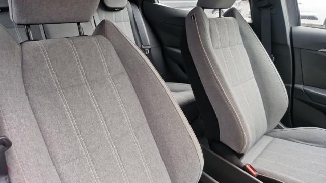 Renault Mégane E-Tech image 8