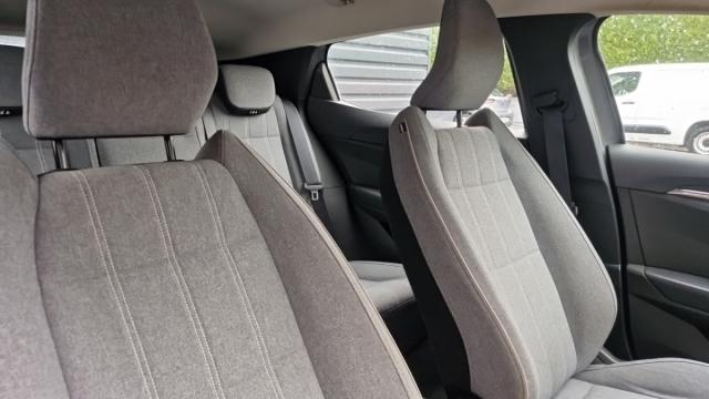 Renault Mégane E-Tech image 4