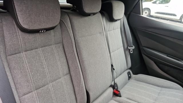 Renault Mégane E-Tech image 7