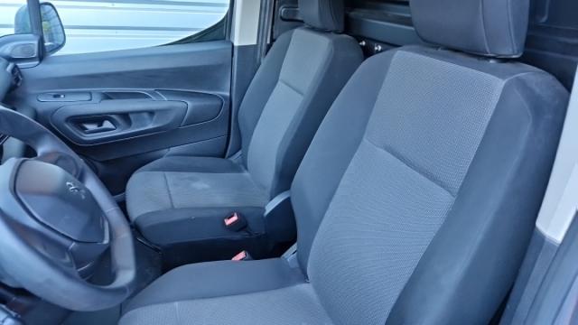 Peugeot Partner image 2