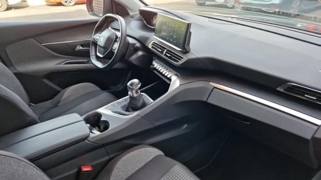 Peugeot 5008 image 6