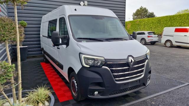Renault Master image 1