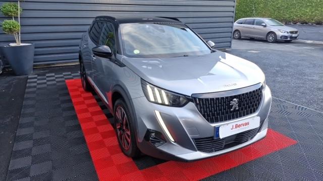 Peugeot 2008 image 8