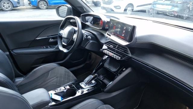 Peugeot 2008 image 9