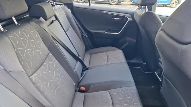 Toyota Rav4 image 8