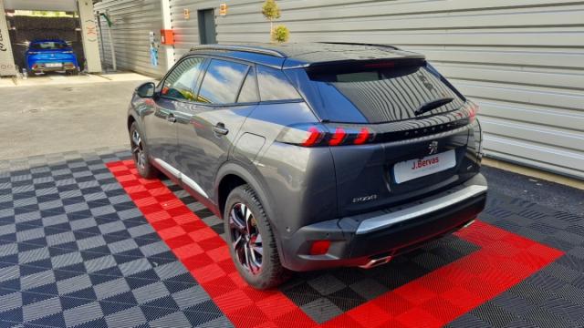 Peugeot 2008 image 1