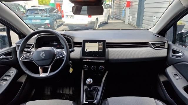 Renault Clio image 9