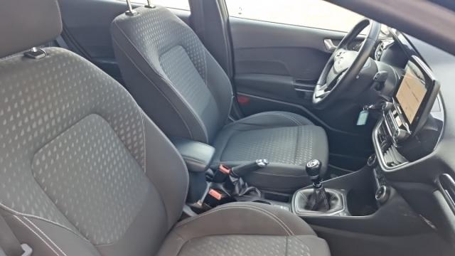 Ford Fiesta image 5