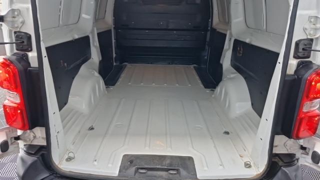 Citroen Jumpy image 6