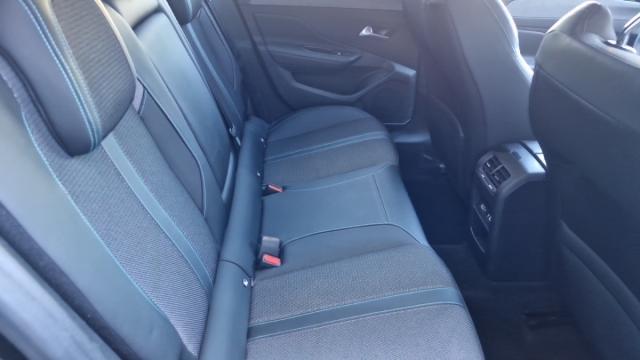 Peugeot 308 image 4
