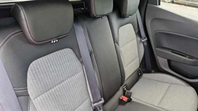 Renault Clio image 9