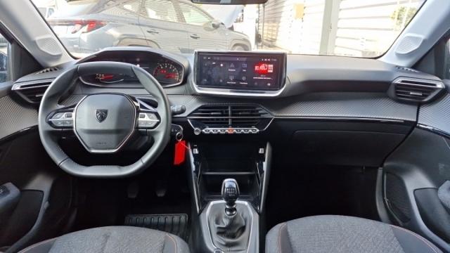 Peugeot 208 image 1
