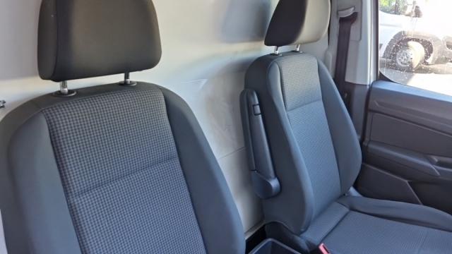 Volkswagen Caddy image 2
