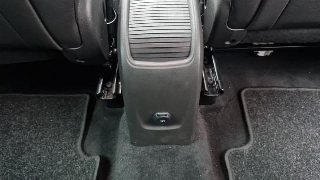 Opel Crossland image 2
