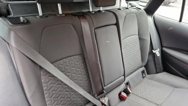 Toyota Corolla Touring Sports image 7