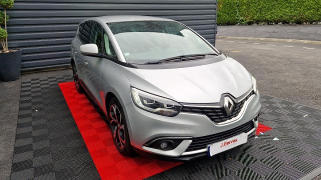Renault Grand Scénic image 1