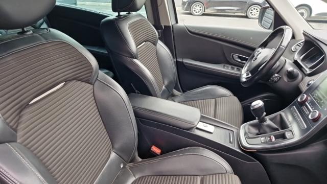 Renault Grand Scénic image 8