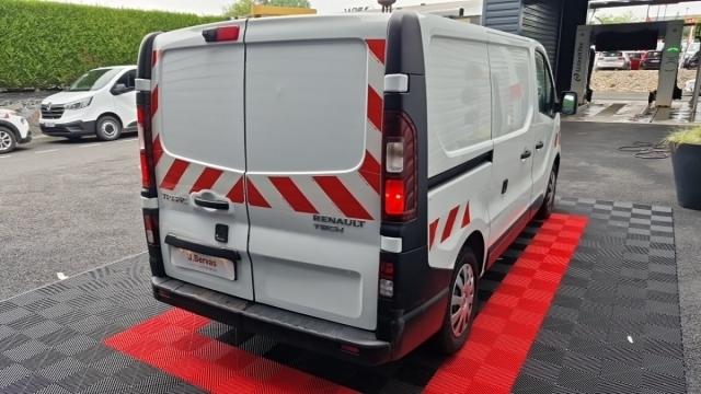 Renault Trafic image 2
