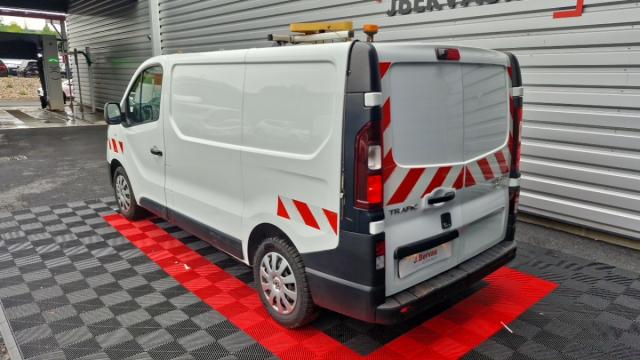 Renault Trafic image 3