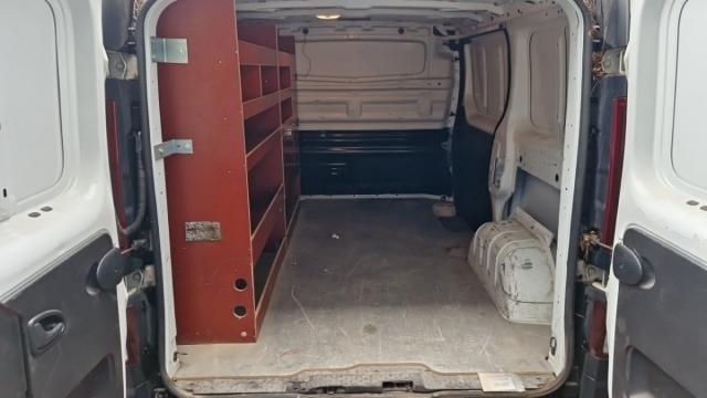 Renault Trafic image 1