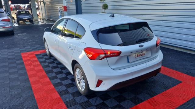 Ford Focus image 4