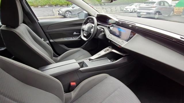 Peugeot 308 image 8