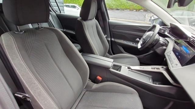 Peugeot 308 image 9