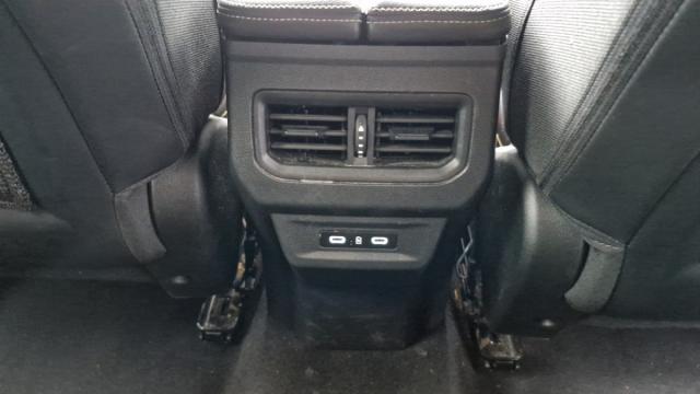 Renault Austral image 9