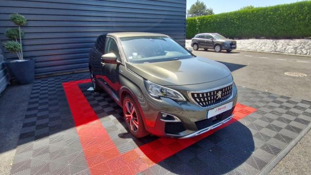 Peugeot 3008 image 3