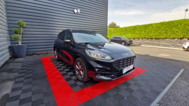 Ford Kuga image 4