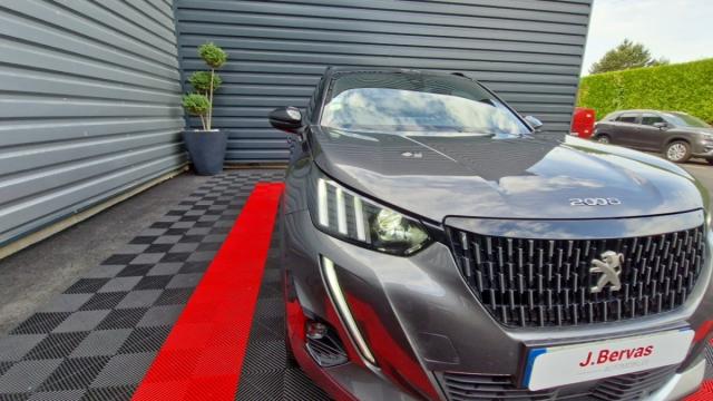 Peugeot 2008 image 4