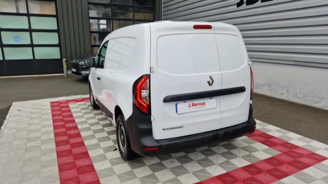 Renault Express Van image 8