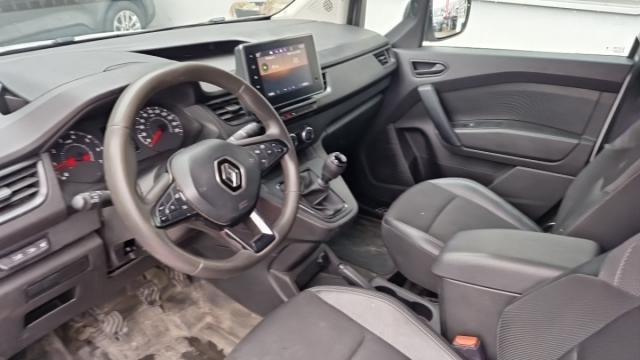 Renault Express Van image 2