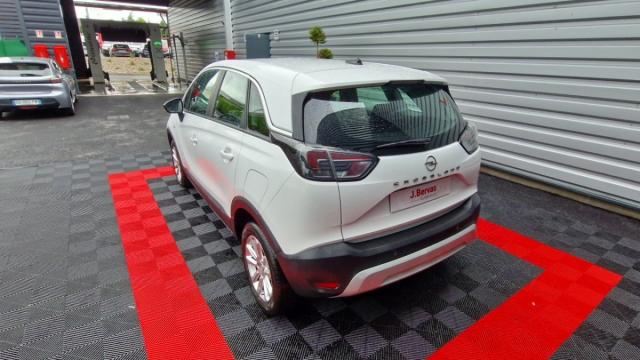 Opel Crossland image 2