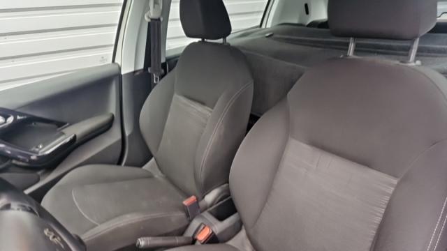 Peugeot 208 Affaire image 3