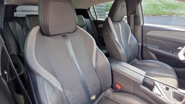 Peugeot 308 image 6
